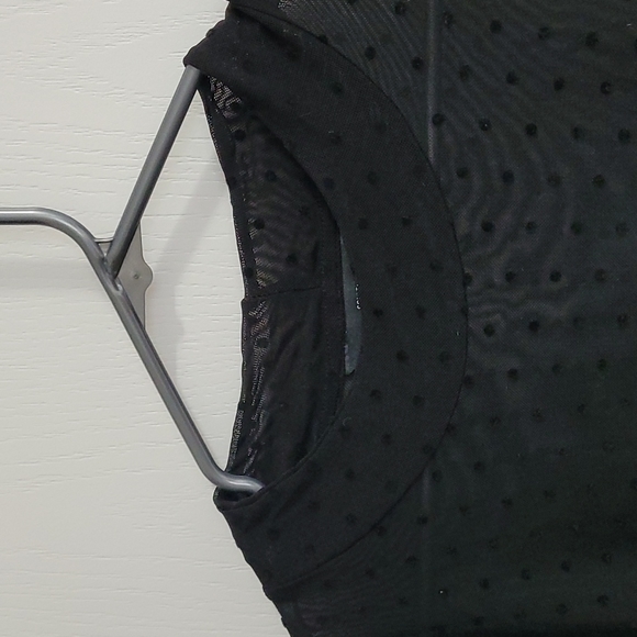 Top - Picture 4 of 4